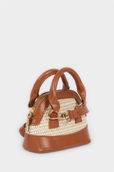 El Çantası - Görsel 2