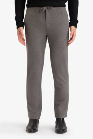 Regular Fit Pocketed Straight Leg Trousers