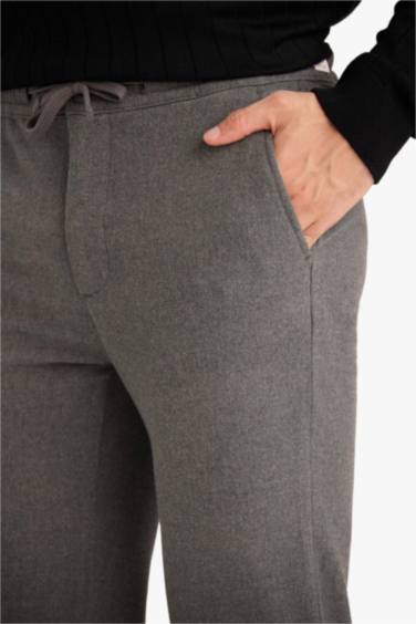 Regular Fit Pocketed Straight Leg Trousers