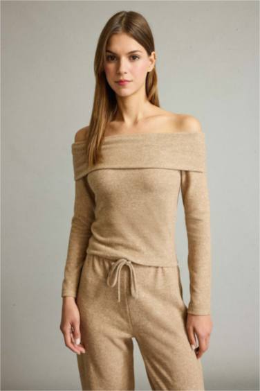 Woman Long Sleeve T-Shirt