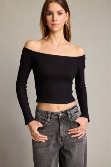 Omzu Açık Uzun Kollu Bluz