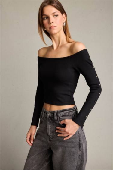 Omzu Açık Uzun Kollu Bluz