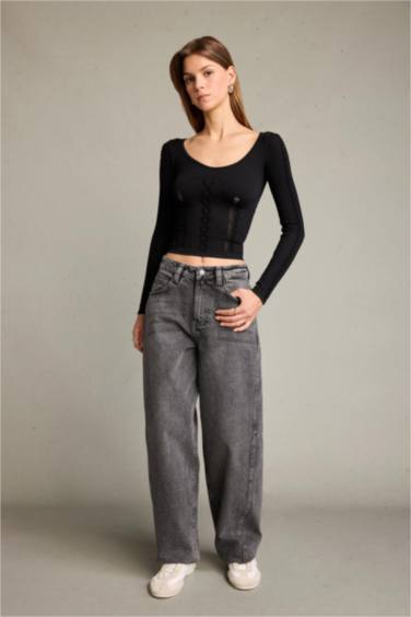 Fitted V Yaka Uzun Kollu Tişört