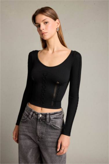 Fitted V Yaka Uzun Kollu Tişört