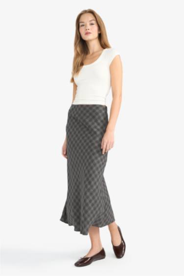 чек a-сызықты орташа ұзындық Тоқылған юбка