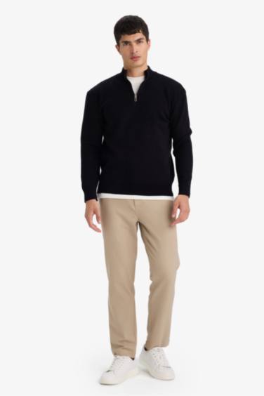 Standard Fit Zip-Up Turtle Neck Knitwear Pullover