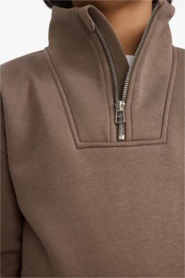 سويت شيرت ولادي قصة عادية وبطانة ناعمة وياخة بسحاب