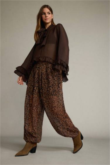 Relax Fit Normal Bel Leopar Desenli Şifon Pantolon