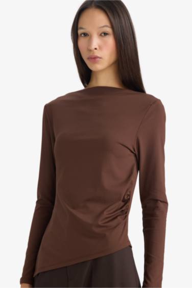 Woman Long Sleeve T-Shirt