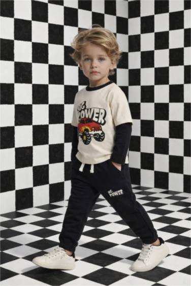 بنطرون بجامة رياضي ولادي كارجو بطبعة شعار وجيب