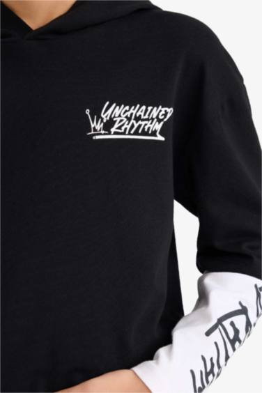 Erkek Çocuk Kapüşonlu Baskılı Uzun Kollu Tişört