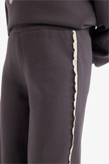 بنطلون بناتي وايد ليج تقيل برجل واسع