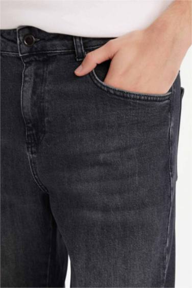 Straight Fit Jean Pantolon