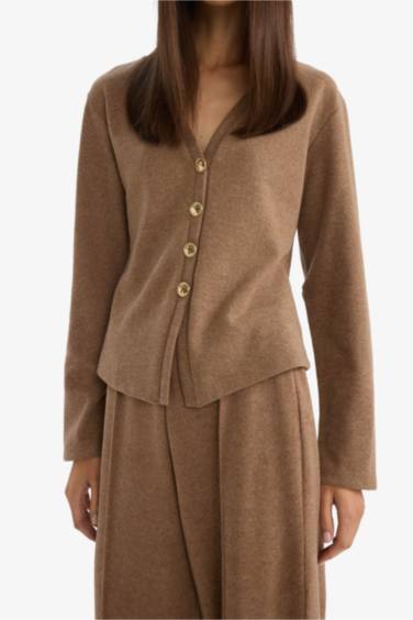 جاكيت صوف قصة عادية بياخة V