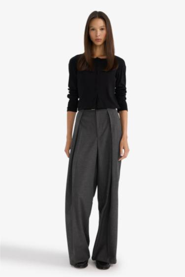 تيشيرت ردن طويل مضلع سليم فيت بياخة V