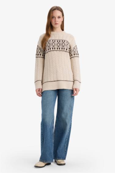 بلوز صوف تريكو قصة عادية منقوش