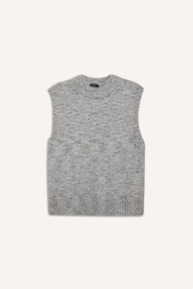 Regular Fıt Bisiklet Yaka Yelek - Görsel 6