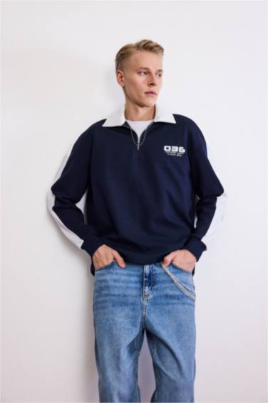 Boxy Fit Polo Yaka Yarım Fermuarlı Baskılı Sweatshirt