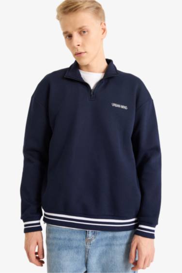 Boxy Fit Stand Collar Slogan Print Sweatshirt