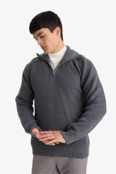 Standard Fit Knitwear Pullover