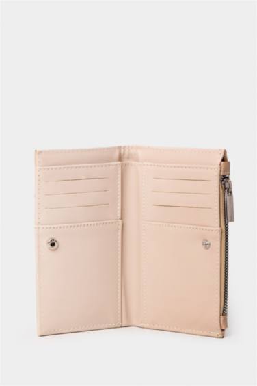 Woman Faux Leather Wallets
