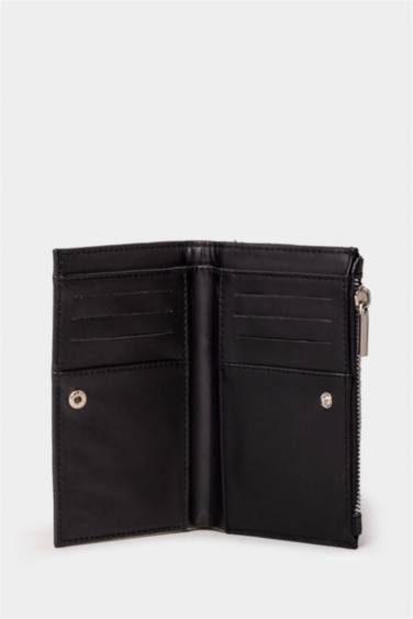 Woman Faux Leather Wallets