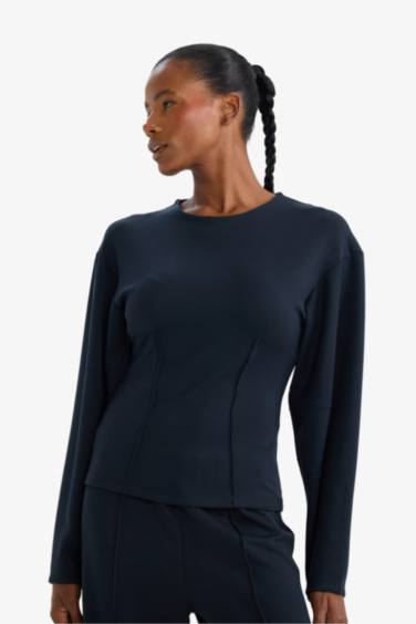 Woman Long Sleeve T-Shirt