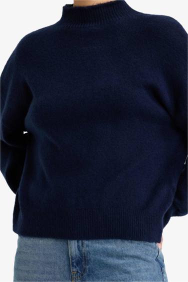 بلوز تريكو اوفر سايز هاينك بياخة عالية