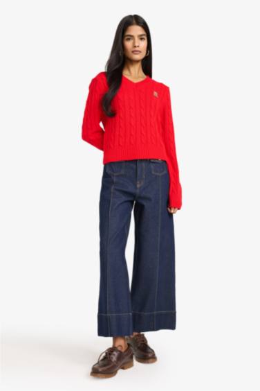 Slim Fit V-Neck Pullover