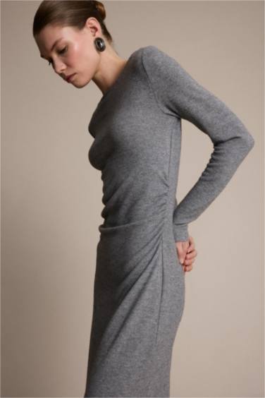 ұзын бұлшықет пішімі с мойын ұзын жеңді Ұзын жеңді трикотаж көйлек