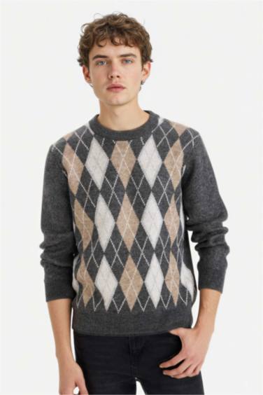 بلوز تريكو قصة عادية