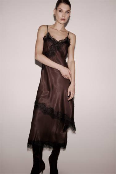 تنورة ميدي ستان بنسل بخصر عادي