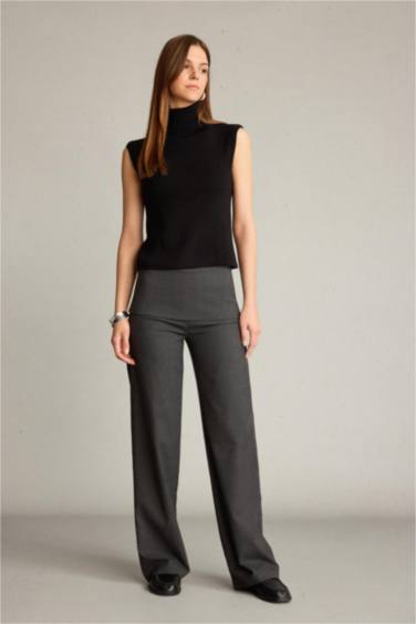 بنطرون برجل عادي