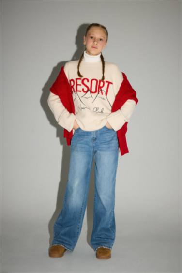 Girl Regular Fit Crew Neck Pullover