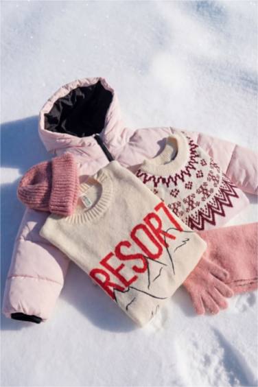 بلوز تريكو بناتي قصة عادية بياخة مستديرة