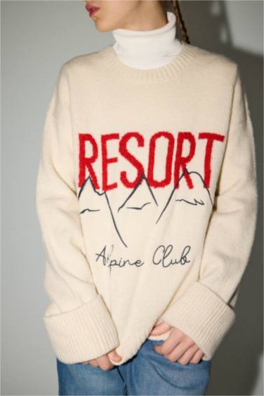 Girl Regular Fit Crew Neck Pullover