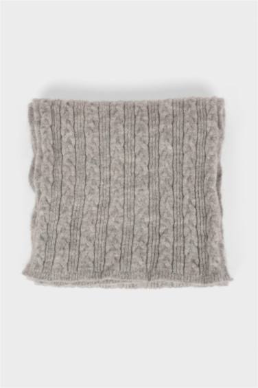 سكارف نسائي