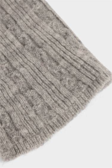 سكارف نسائي