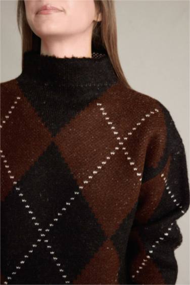 Overshirt Fit Yarım Balıkçı Yaka Baklava Desenli Triko Kazak