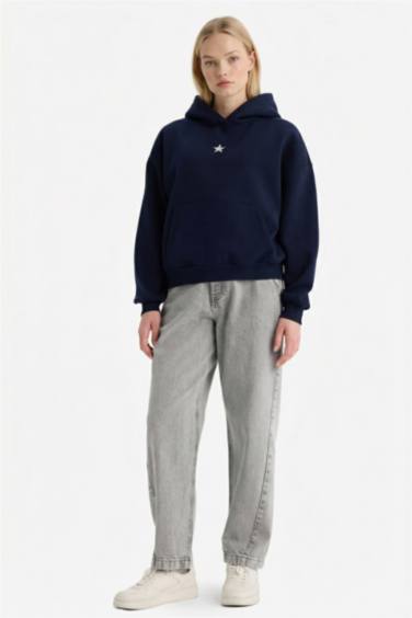 Oversize Geniş Kalıp Kapüşonlu Kalın Kumaş Sweatshirt