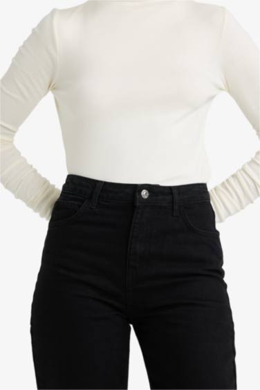 Slim Fit Dar Kesim Yarım Balıkçı Yaka Ribana Uzun Kollu Tişört