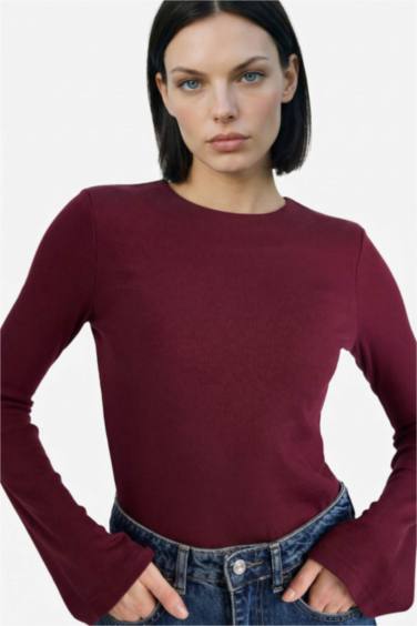 Woman Long Sleeve T-Shirt