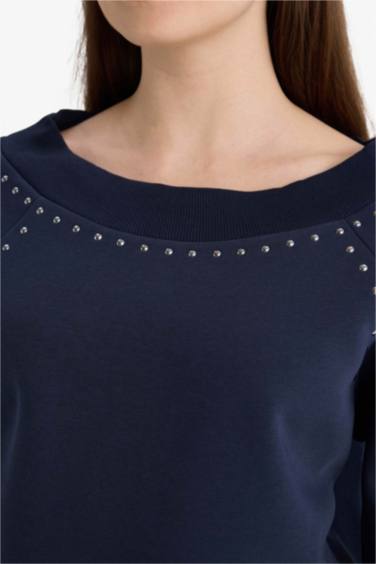 Oversize Fit Long Sleeve Sweatshirt