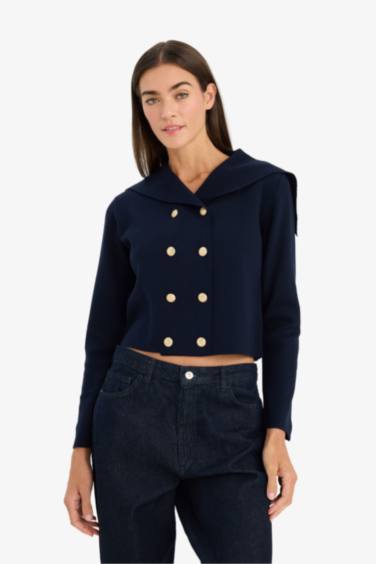 جاكيت تريكو قصة عادية بياخة شال