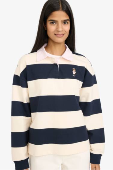 سويت شيرت قصة فضفاضة بياقة بولو