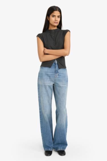 Fitted Half Turtleneck Short Sleeve T-Shirt