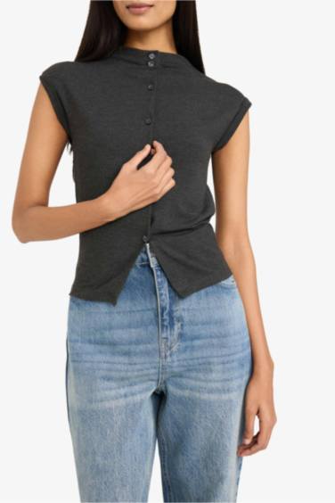 Fitted Half Turtleneck Short Sleeve T-Shirt