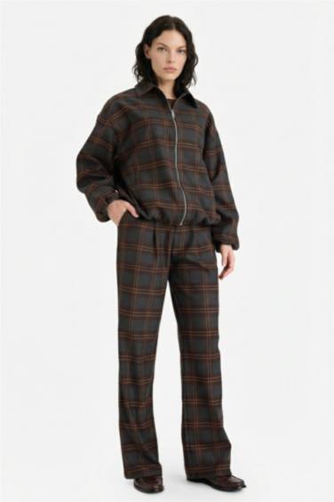 Wide Leg Regular Hem Double Pocket Printed Trousers