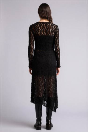 جيبة ميدي تريكو دانتيل غير متماثل بخصر عادي وبطانة جيرسي