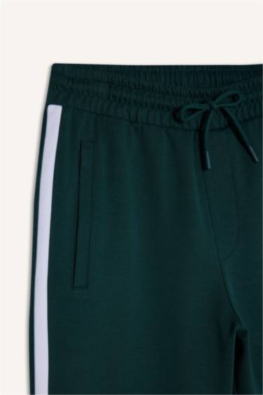 Standard Fit Jogger Sweatpants